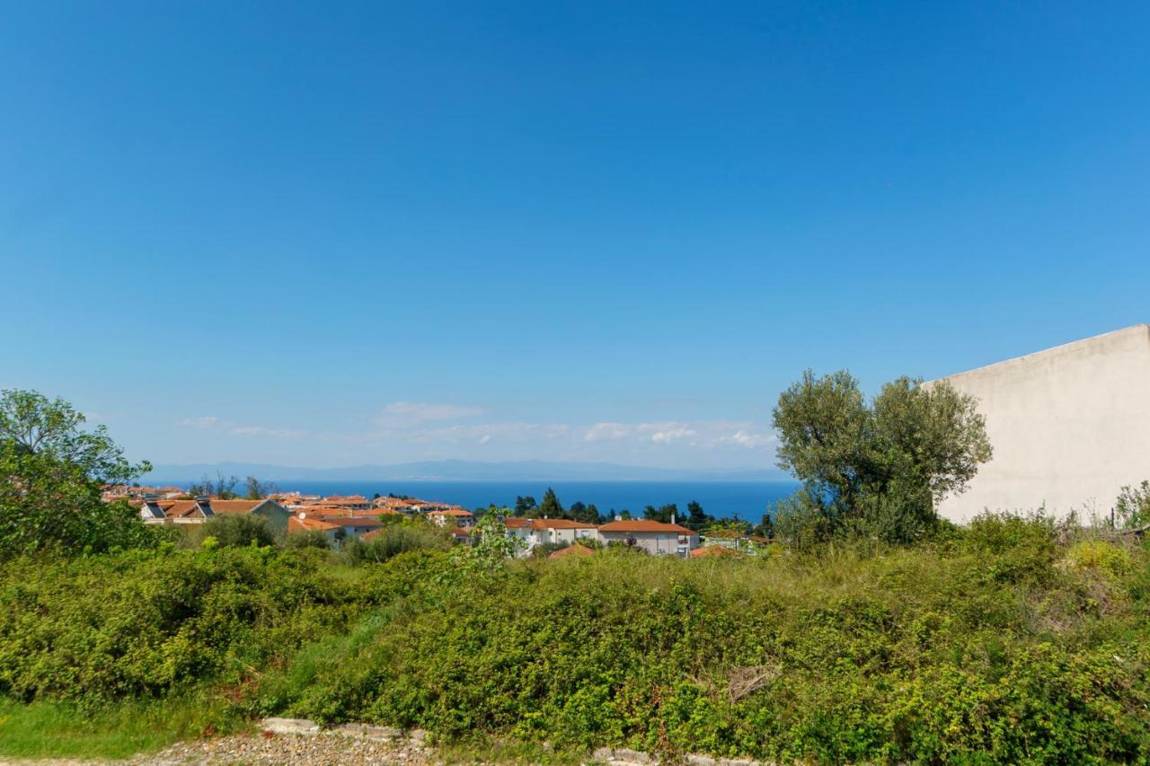 Lighthouse Apartments Kriopigi Bagian luar foto